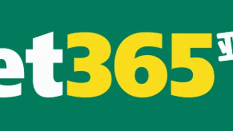 武汉长江对深圳队中超第16轮较量