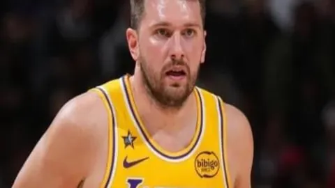 那波利3球惨败亚特兰大 意甲战果揭晓